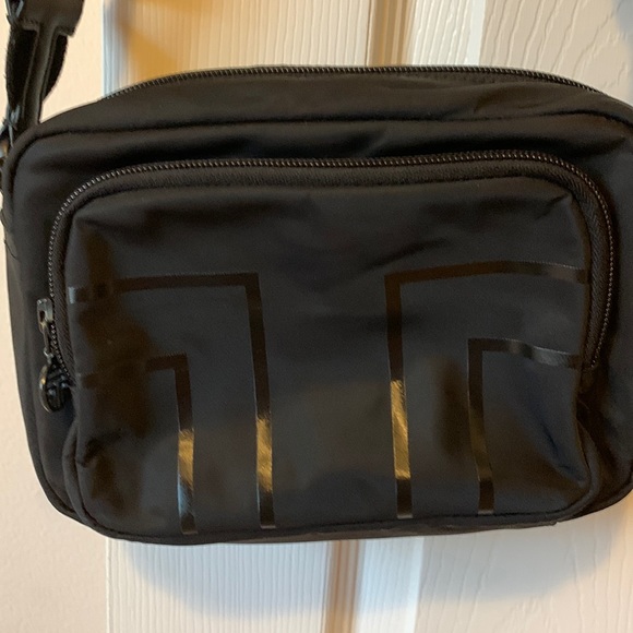 Women’s Tory Burch Nylon Sport Crossbody - Picture 1 of 13